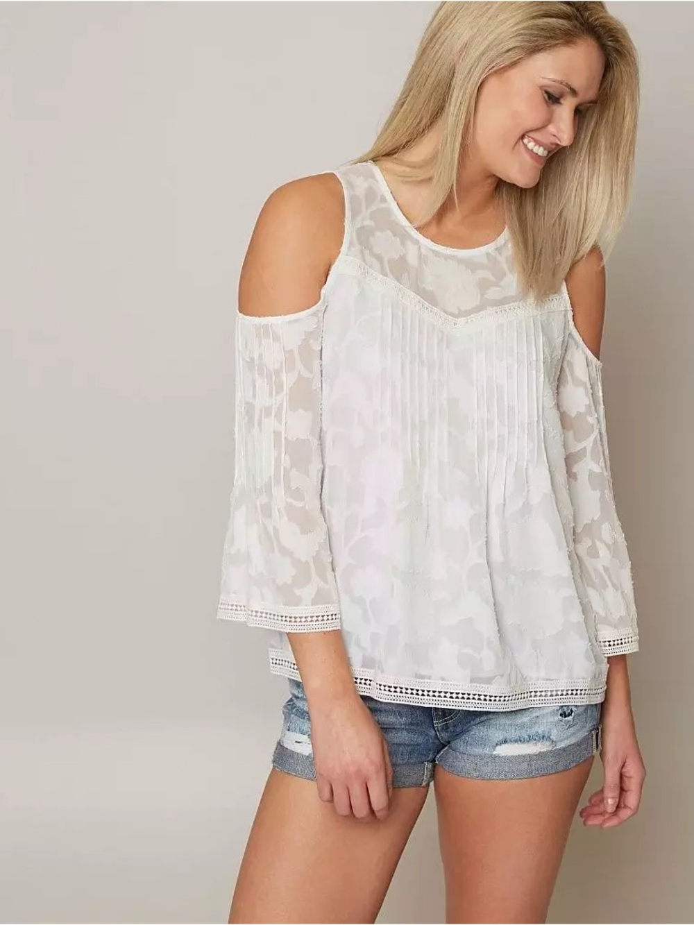 Lucky Brand White Cold-Shoulder Lace-Trim Blouse